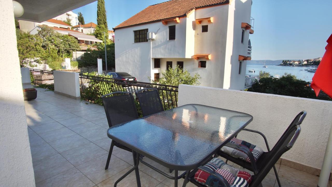 Apartments Victoria Trogir Luaran gambar