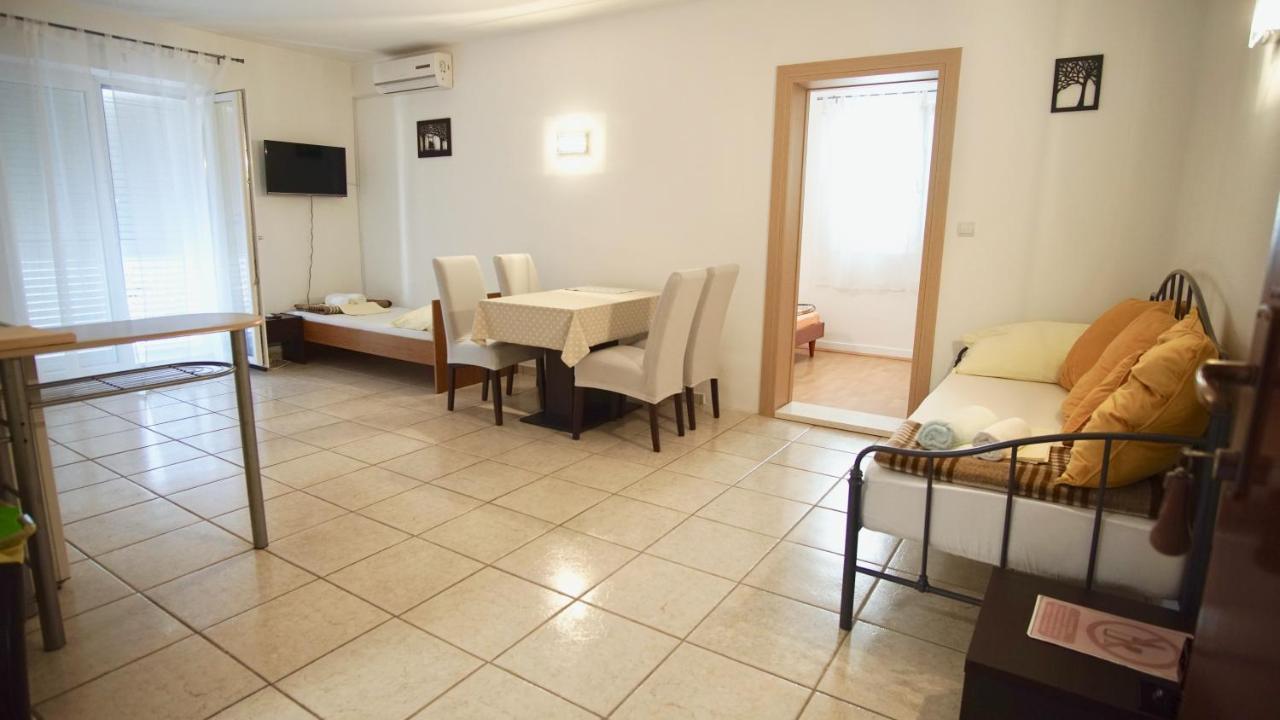 Apartments Victoria Trogir Luaran gambar