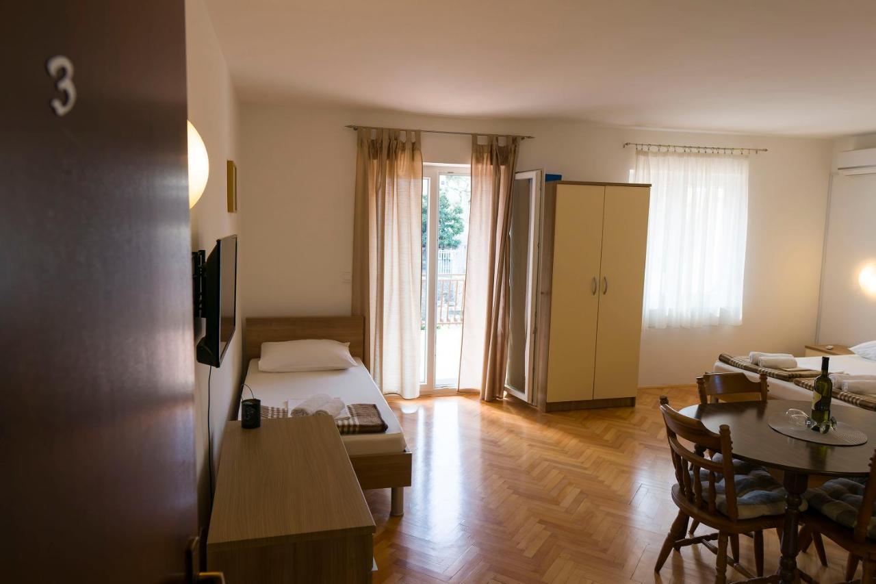 Apartments Victoria Trogir Luaran gambar