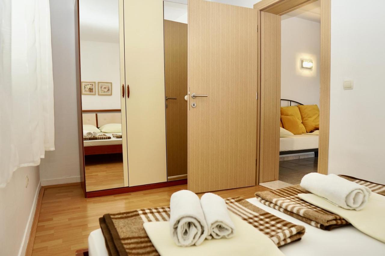 Apartments Victoria Trogir Luaran gambar